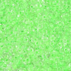 内側の色が透明なガラスシードビーズ6/0個  ティアドロップ  トップ掘削  淡緑色  4~4.5x4x3mm  穴：1~1.2mm  約4500個/ポンド&nbsp;SEED-T007-07D