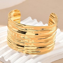 女性用304ステンレススチールカフバングル  イオンプレーティング（ip）  14KGP本金メッキ  内径：1-7/8x2-5/8インチ（4.9x6.55cm）&nbsp;AJEW-P127-21G