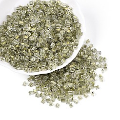 内側が透明な色のガラスシードビーズ  三角形  ダークカーキ  3.4x3.4~3.8x3.4~3.8mm  穴：1mm  約7500個/ポンド&nbsp;SEED-T007-13O