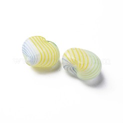 手作りの吹きガラスドームビーズ  縞模様  ハート  きいろ  19.5~20.5x20~23x11~14mm  穴：1.4~1.6mm&nbsp;GLAA-T012-41