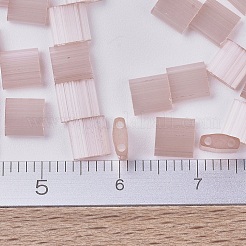 MIYUKIティラビーズ  日本製シードビーズ  2穴  (tl2557) シルクペールピンク  5x5x1.9mm  穴：0.8mm  約5900個/500g&nbsp;SEED-MY05-TL2557
