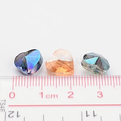 電気メッキガラス多面カットガラスハートビーズ  半分虹メッキ  ミックスカラー  10x10x7mm  穴：1mm&nbsp;EGLA-R091-M