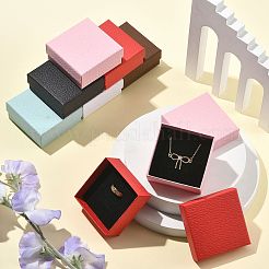 12色の正方形厚紙ネックレスボックス6個  ベルベットスポンジ入りジュエリー収納ケース  ネックレス用  ミックスカラー  7.5x7.5x3.4cm  2個/カラー&nbsp;CBOX-FS0001-11