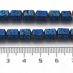 電気メッキされた天然溶岩岩ビーズ連売り  六角  ブルーメッキ  7~8.5x7.5x6.5mm  穴：1.5mm  約50個/連  11.81''（30センチメートル）&nbsp;G-A251-A01-01J