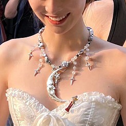 女性用ムーンスター合金＆シルバーカラープラスチック模造真珠大ペンダントネックレス  プラチナ  14.57インチ（37cm）&nbsp;FS-WG21961-01
