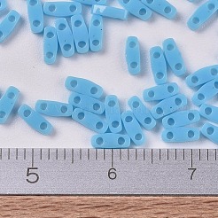 MIYUKIクォーターティラビーズ  日本製シードビーズ  2穴  （qtl413)不透明なターコイズブルー  5x1.2x1.9mm  穴：0.8mm  約4800個/100g&nbsp;SEED-J020-QTL0413