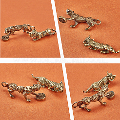 8個2スタイルチベットスタイルアロイペンダント  虎  アンティークブロンズ  43~49x11~15x14.5~18mm  穴：2.5~4.5mm  4個/スタイル&nbsp;TIBEP-FH0001-18