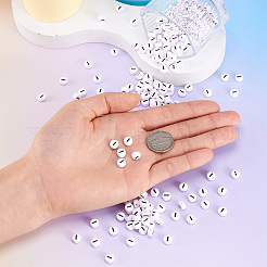 500個のアクリル横穴レタービーズ  フラットラウンド  文字.i  7x4mm  穴：1mm  500pc&nbsp;OACR-YS0001-03I