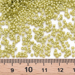蛍光色ガラスシリンダービーズ  シードビーズ  焼き付け塗料  丸い穴  黄緑  1.5~2x1~2mm  穴：0.8mm  約8000個/袋  約1ポンド/バッグ&nbsp;SEED-S047-P-008