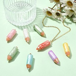 28個7色不透明樹脂ペンダント  クレヨン  金色の鉄のループで  ミックスカラー  35.5x10.5mm  穴：2.5mm  4個/カラー&nbsp;RESI-CJ0005-12