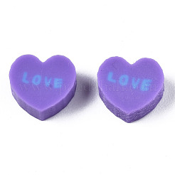 手作り樹脂粘土ビーズ  単語「love」付けのハート  紫色のメディア  8~8.5x9~9.5x4.5mm  穴：1.8mm&nbsp;CLAY-N008-032B