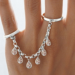 女性用真鍮パヴェキュービックジルコニア指輪  ティアドロップ  銀  涙：8x5.2 mm  指輪1：内径18mm  指輪2：内径19mm&nbsp;JM9814-2