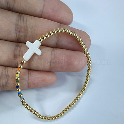 夏向けの真鍮とシェルのクロスビーズストレッチブレスレット  ゴールドカラー  内径：6-7/8インチ（17.5cm）&nbsp;CN4982