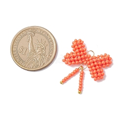 ガラスシードビーズの蝶結びペンダント  真鍮と304ステンレス鋼の丸カン付き  オレンジ  28x26.5x4.5mm&nbsp;PALLOY-MZ01055-04