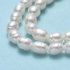 天然養殖淡水パールビーズ連売り  ライス  リネン  4~4.5x3~4mm  穴：0.5mm  約76~77個/連  14.17''（36センチメートル）&nbsp;PEAR-J006-08C-01