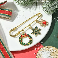 クリスマス 鉄製キルトピン ブローチ  クリスマスリースとスノーフレーク合金エナメルチャームピン  ゴールドカラー  45x75mm&nbsp;JEWB-BR00167