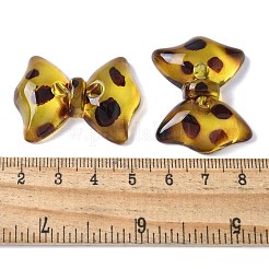 樹脂ビーズ  ヒョウ柄の模様で  蝶結び  27x35.5x8.5mm  穴：4.5mm&nbsp;RESI-D300-04A