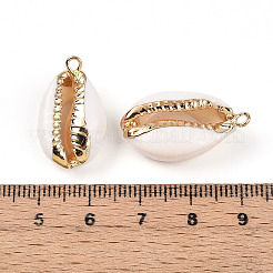 Cowrie Shell Pendants&nbsp;SSHEL-S258-01A