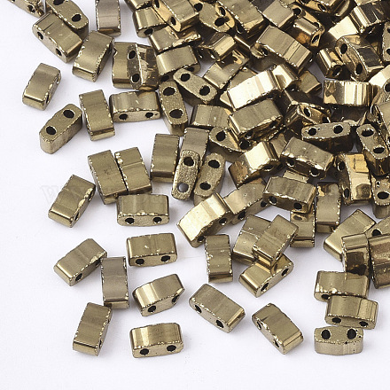電気メッキ不透明ガラスシードビーズ  2穴  長方形  黄金メッキ  4.5~5.5x2x2~2.5mm  穴：0.5~0.8mm&nbsp;SEED-S023-20B-02-1