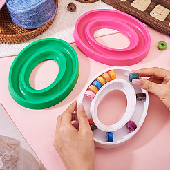 3個 3色プラスチック楕円形ボビンホルダー  ボビンオーガナイザーキーパー  縫製用具  ミックスカラー  171x140x20.5mm  1pc /カラー&nbsp;AJEW-TA0002-38