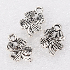チベットのスタイル合金のクローバーチャーム  カドミウムフリー＆鉛フリー  アンティークシルバー  15.5x10x2mm  穴：1.5mm&nbsp;X-TIBEP-2765-AS-RS