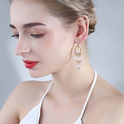 シェルパールシャンデリアピアス  女性のための合金ロング タッセル ドロップ イヤリング  ゴールドカラー  70x18.5mm  ピン：0.7mm&nbsp;JE964A