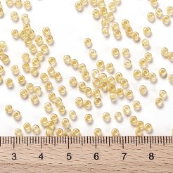 TOHOラウンドシードビーズ  日本製シードビーズ  （961)つの内側のカラークリスタル/バターの裏地  8/0  3mm  穴：1mm  約1110個/50g&nbsp;SEED-XTR08-0961