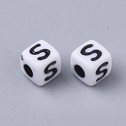 白い不透明なアクリルビーズ  水平穴  黒いアルファベットのキューブ  文字.s  4~5x4~5x4~5mm  穴：1.8mm  約240~260個/20g&nbsp;X-MACR-R869-02S