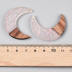エポキシ樹脂とクルミ材のペンダント  スパンコール付き/スパンコール  ムーン  ライトサーモン  38x27~28.5x3.5mm  穴：1.6mm&nbsp;RESI-T057-14B