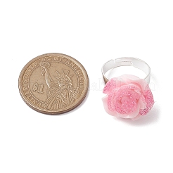 グリッターパウダーローズ樹脂指輪  女性のための真鍮の調節可能なリング  ピンク  20x20mm  内径：18mm&nbsp;RJEW-JR00731-01