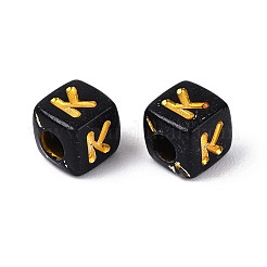 不透明なアクリルビーズ  ゴールドライン入り  文字付きのキューブ  ブラック  文字k  4.5~5x4.5~5x4.5~5mm  穴：2mm  約6250個/500g&nbsp;SACR-T035-20K