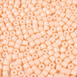 不透明ベーキングペイントガラスシードビーズ  丸い穴  シリンダー  桃パフ  4x5.5mm  穴：1.8mm  約2500個/ポンド&nbsp;SEED-T008-02C