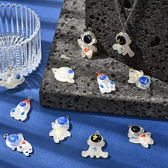 6Pcs 6 Styles Resin Pendants&nbsp;RESI-YW0005-67