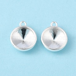 チベットスタイルの合金フラットラウンドチャームペンダントxilionリボリはシャトンラインストーンのセッティングをバック指摘  銀色のメッキ  12mmのラインストーンに適する  18x15x5mm  穴：2mm.&nbsp;X-PALLOY-O034-S01