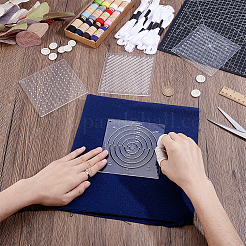 刺繍ツールセット  アクリル描画線テンプレートを含む  ポリコットン刺繍糸  ゴム製の使い捨て指サック  鉄製の毛糸針と指ぬきリング  ミックスカラー  119.5x119.5x2.5~3mm  4個/セット  1セット&nbsp;EMBR-BC0001-05