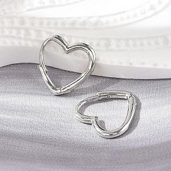 真鍮huggieフープピアス  長持ちメッキ  ハート  プラチナ  14x15x1.5mm  ピン：1mm&nbsp;EJEW-C502-09P