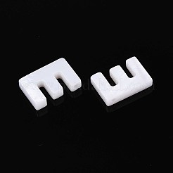 天然淡水貝殻文字チャーム  ジュエリー作りのために  乳白色  文字e  10x7x2.5mm  穴：0.8mm&nbsp;BSHE-ZX007-02E