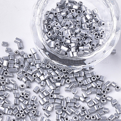 ペイントガラスビーズを焼く  キューブ  グレー  2~6x2x2mm  穴：0.8mm  約30000個/袋&nbsp;SEED-S023-11B-07-1