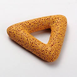 合成溶岩石の大きな三角形のペンダント  染め  オレンジ  51x56x11mm  穴：18x20mm&nbsp;G-O025-04D