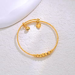 女性用調節可能な真鍮チャームバングル  ハート＆ベル  18KGP本金メッキ  内径：2-1/4インチ（5.8cm）&nbsp;RH5458