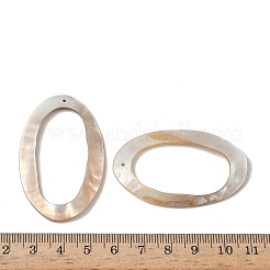 天然淡水シェルの大きなペンダント  オーバルリングチャーム  アンティークホワイト  51.5x30.5~32x2.5mm  穴：1.4mm&nbsp;SHEL-K006-62