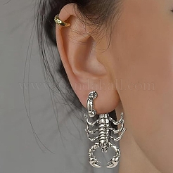 女性用亜鉛合金蠍座スタッドピアス  プラチナ  35x22mm&nbsp;PW-WGEECCA-01