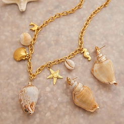 304 Stainless Steel with Natural Shell Starfish Sea Horse Pendant Bib Necklaces for Women&nbsp;FS-WG01E94-02