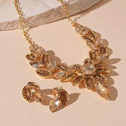 Fashionable Leaf Alloy Rhinestone Stud Earrings & Bib Necklaces Sets for Women&nbsp;FS-WG2624D-01