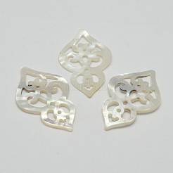 Natural Mother of Pearl Shell Pendants&nbsp;SSHEL-L002-05