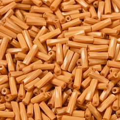 ベーキングペイントガラスツイストラッパビーズ  丸い穴  オレンジ  7x2mm  穴：0.8mm  約13636個/ポンド&nbsp;SEED-C004-02F