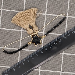 MIYUKIシード編み込みビーズブレスレット、ダブルタッセル付き  女性のためのスターフレンドシップブレスレット  ブラック  11インチ（28cm）&nbsp;BJEW-A121-07