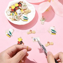 30 個 5 スタイル卒業テーマ合金エナメルペンダント  トロフィー、本、学生証、リール、花束  ミックスカラー  16~28x22~26.5x1.5mm  穴：1.8~2mm  6個/スタイル&nbsp;FIND-CJ0002-50