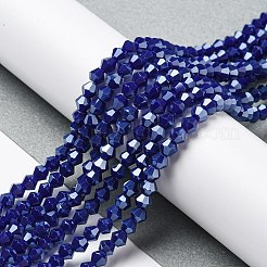 不透明なソリッドカラーの電気めっきガラスビーズ連売り  パール光沢メッキ  多面カット  双円錐形  ダークブルー  4x4mm  穴：0.8~1mm  約75~78個/連  28~29cm&nbsp;GLAA-F029-P4mm-C10