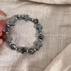 合成非磁性ヘマタイトと天然宝石ビーズのストレッチブレスレット（女性用、男性用）  クロスラウンド  6.69インチ（17cm）&nbsp;LS-TK7593